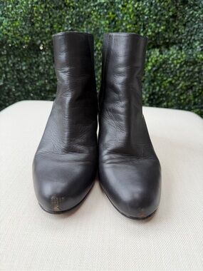 GUC Stuart Weitzman Classic Black Leather Wedge Women's Ankle Booties Size 9M